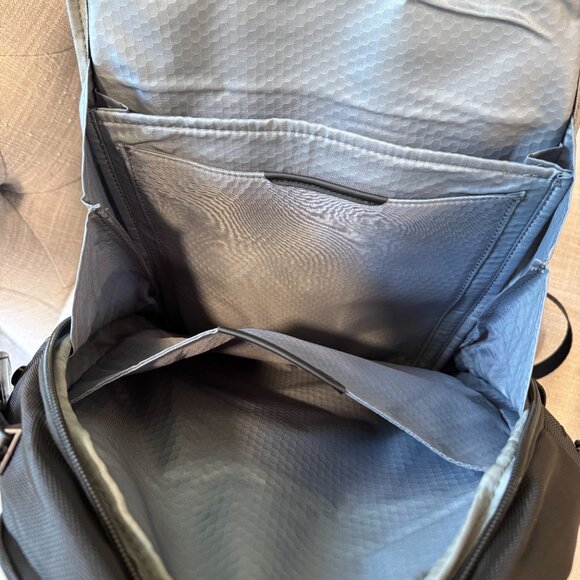 Tumi men’s black Alpha bravo search backpack - Picture 7 of 8